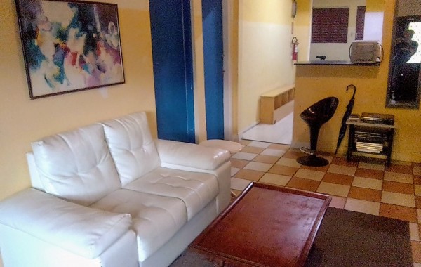 Hall de entrada / geladeiras / cozinha